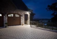 Floodlight for the garage