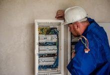 electrician become