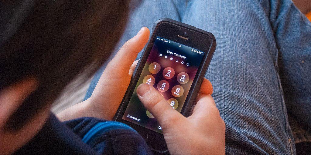 7 Useful Smartphone Habits for Frequent Travelers