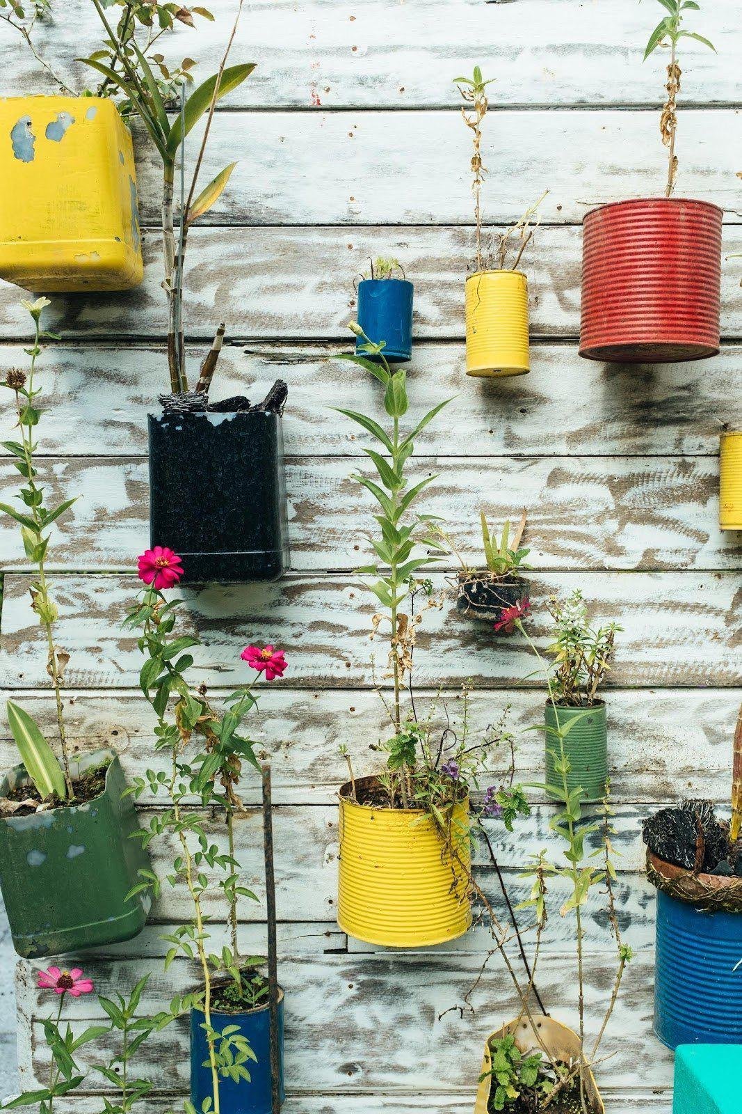 Simple Ways to Decorate Your Exterior Using Old Materials