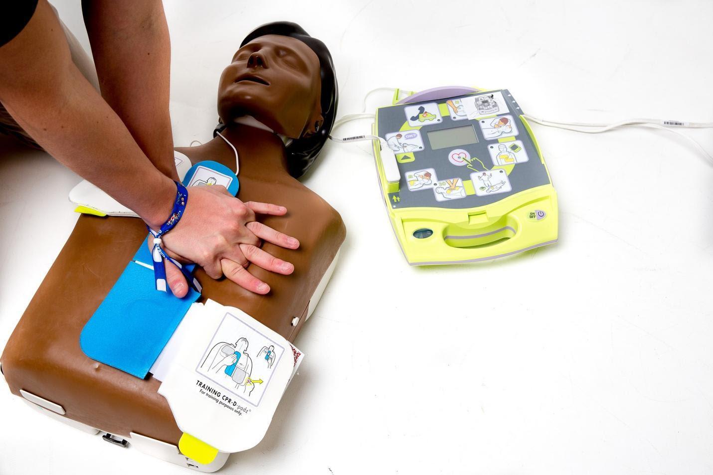 Master Life-Saving Skills: The Ultimate CPR Guide To Save Lives