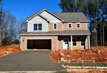 Manual Vs. Electric Garage Doors