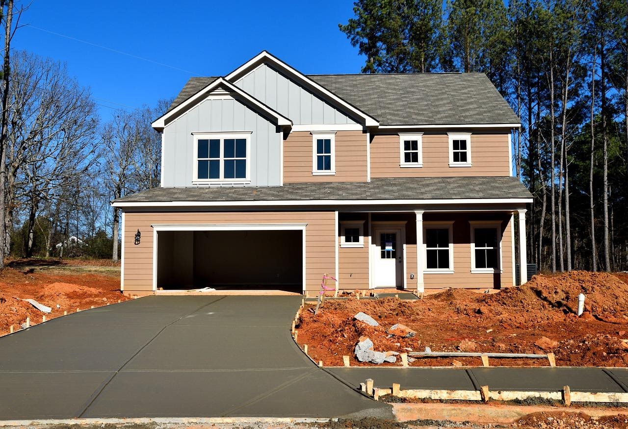 Manual Vs. Electric Garage Doors: The Pros And Cons
