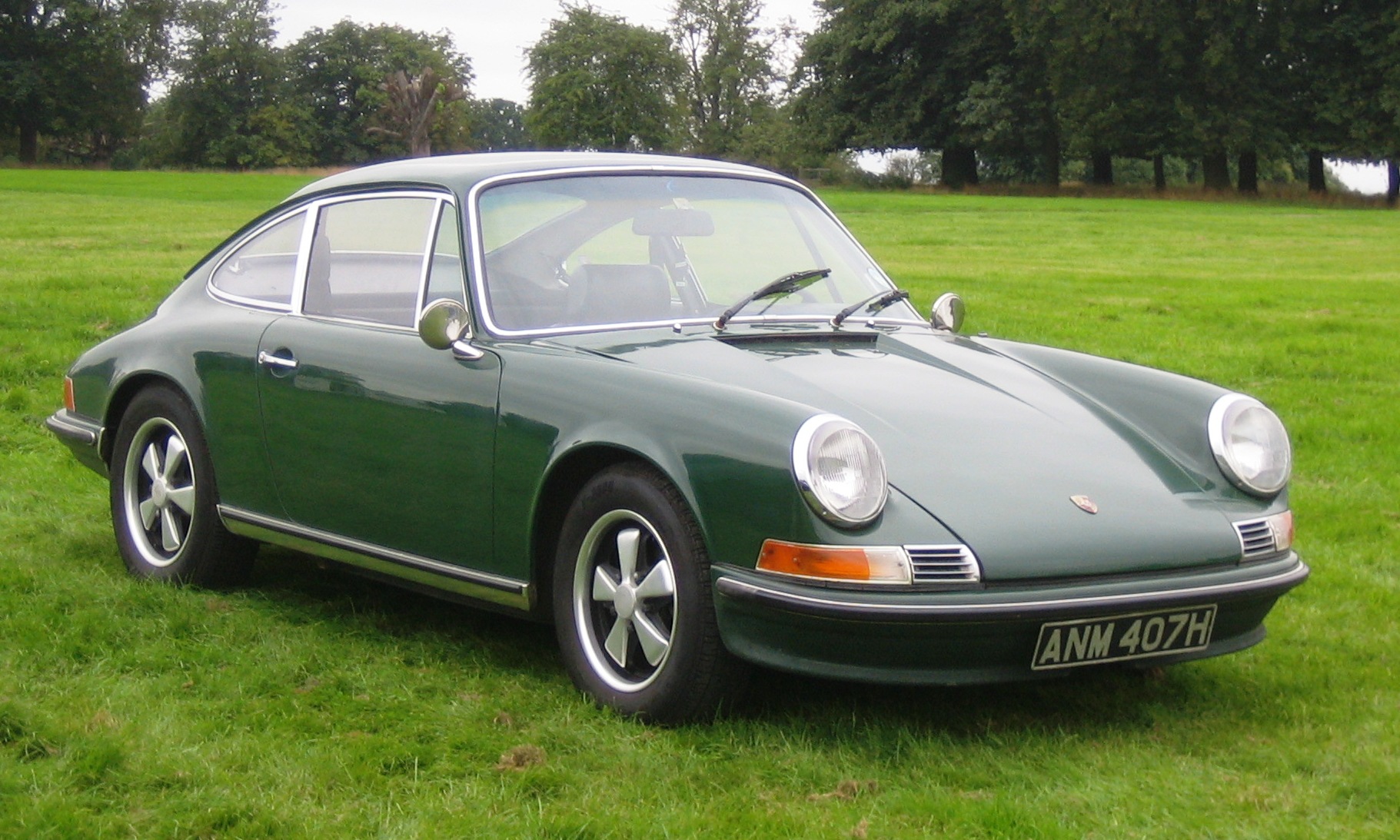 3 Things You Should Know Before Buying a Used Porsche 911