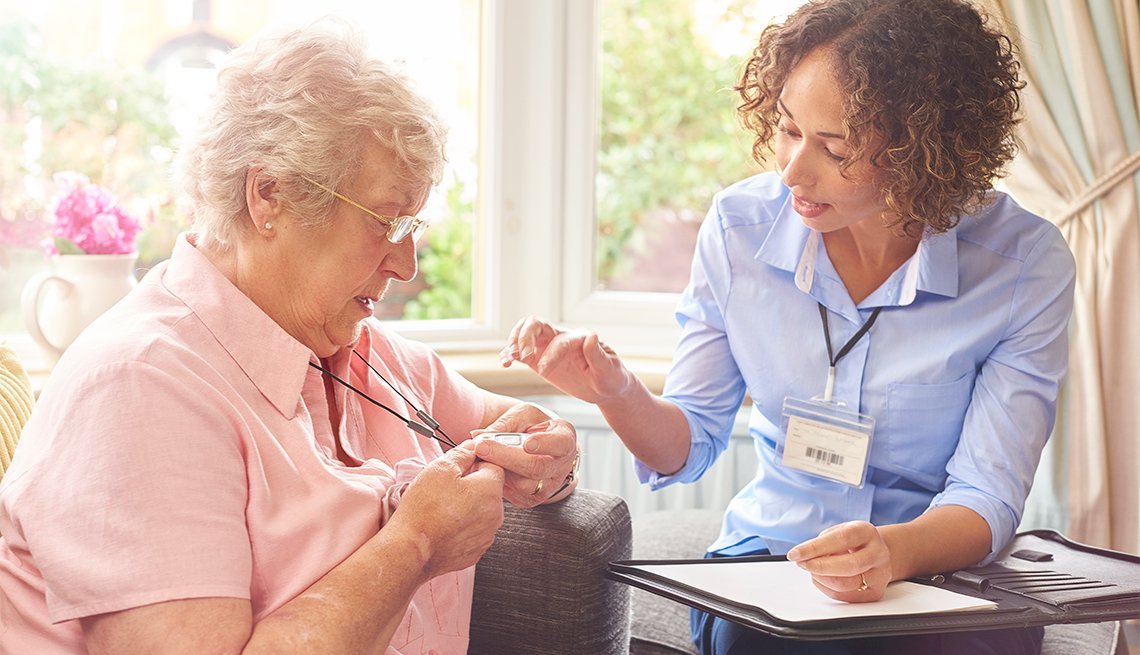 How Do Medical Alarms Help Seniors?