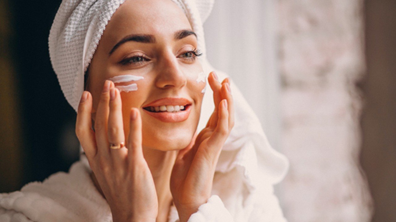 Why You Should Make the Switch to Organic Natural Cosmetics